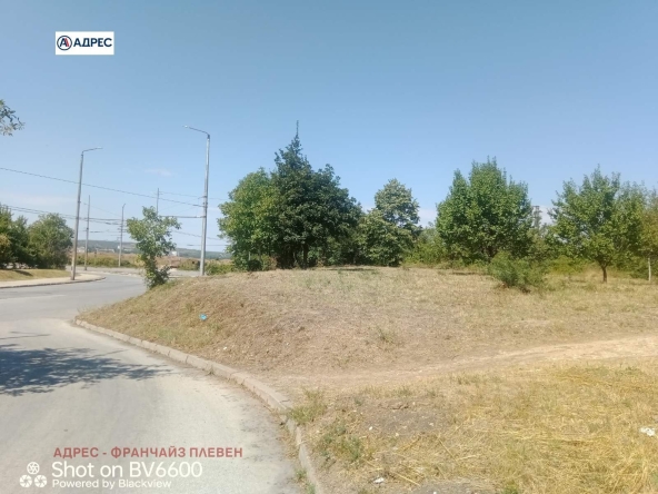 Парцел в Плевен, Дружба 3 - 700 кв.м за 129 €/кв.м - Снимка #1