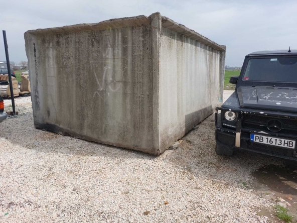 Дава се под наем Гараж / Паркомясто в Асеновград - 20 кв.м за 51 € - Снимка #1