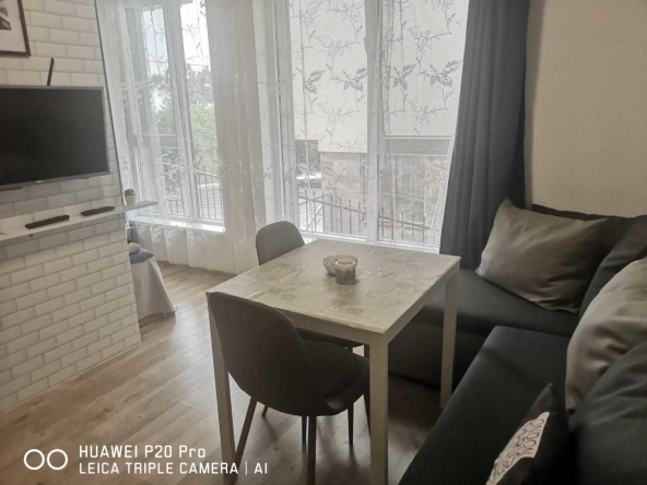 Дава се под наем Едностаен апартамент в Варна, Бриз - 35 кв.м за 306 € - Снимка #1