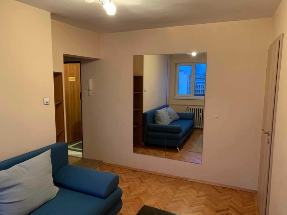 Дава се под наем Двустаен апартамент в София, Център - 60 кв.м за 600 € - Снимка #1