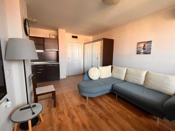 Двустаен апартамент в к.к. Слънчев бряг - 55 кв.м за 1182 €/кв.м - Снимка #1