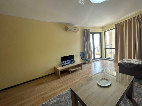 Двустаен апартамент в Бяла - 80 кв.м за 1063 €/кв.м - Снимка #1