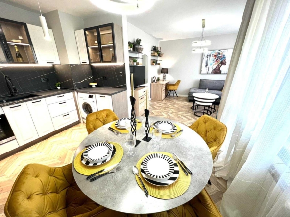 Тристаен апартамент в Пловдив, Христо Смирненски - 97 кв.м за 2269 €/кв.м - Снимка #1