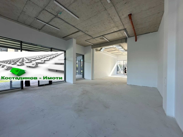 Дава се под наем Заведение в Пловдив, Христо Смирненски - 186 кв.м за 1674 € - Снимка #1