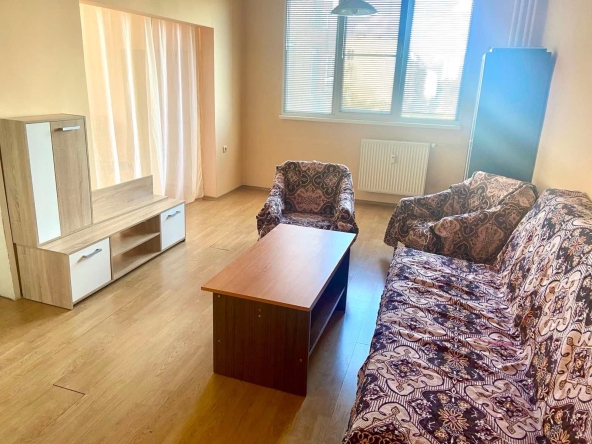 Двустаен апартамент в София, Изток - 60 кв.м за 6 €/кв.м - Снимка #1