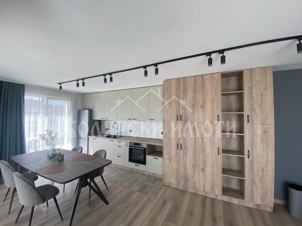 Тристаен апартамент в Велико Търново, Акация - 136 кв.м за 1912 €/кв.м - Снимка #1