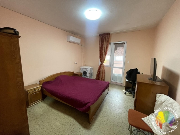 Тристаен апартамент в Бургас, Възраждане - 93 кв.м за 1775 €/кв.м - Снимка #1