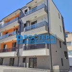 Тристаен апартамент в Търговище, Център - 97 кв.м за 1526 €/кв.м - Снимка #1