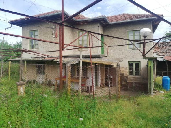 Къща в с. Сливовица, Област Велико Търново - 100 кв.м за 153 €/кв.м - Снимка #1
