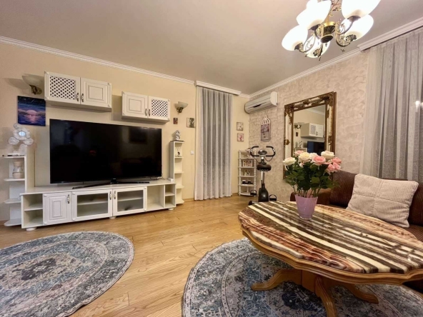 Дава се под наем Тристаен апартамент в София, Манастирски ливади - 110 кв.м за 1100 € - Снимка #1