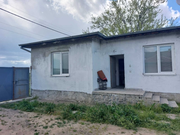 Къща в с. Труд, Област Пловдив - 100 кв.м за 880 €/кв.м - Снимка #1