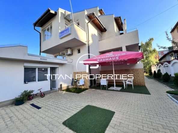 Дава се под наем Хотел в с. Равда, Област Бургас - 2000 кв.м за 20400 € - Снимка #1