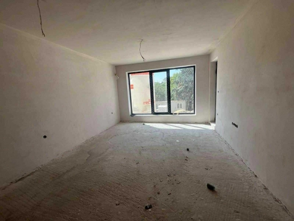 Двустаен апартамент в Пловдив, Кършияка - 80 кв.м за 1813 €/кв.м - Снимка #1