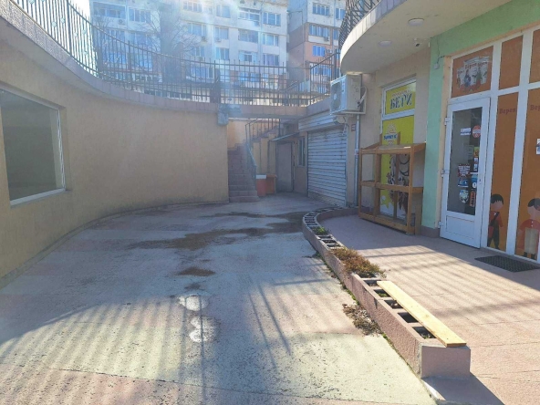 Гараж / Паркомясто в Велико Търново, Бузлуджа - 20 кв.м за 1075 €/кв.м - Снимка #1