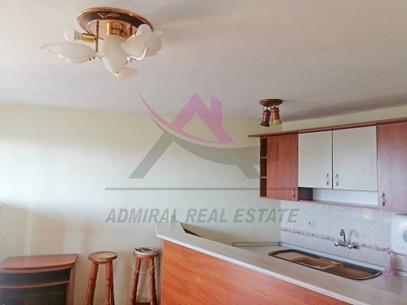 Дава се под наем Тристаен апартамент в Варна, Бриз - 85 кв.м за 434 € - Снимка #1