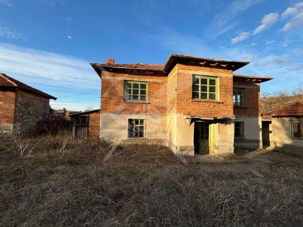 Къща в с. Искра, Област Пловдив - 120 кв.м за 267 €/кв.м - Снимка #1