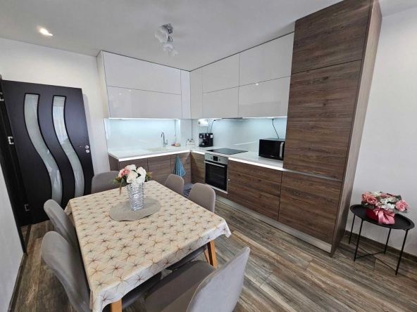 Тристаен апартамент в Пловдив, Южен - 92 кв.м за 1848 €/кв.м - Снимка #1