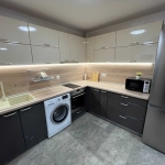 Дава се под наем Тристаен апартамент в София, Банишора - 85 кв.м за 663 € - Снимка #1