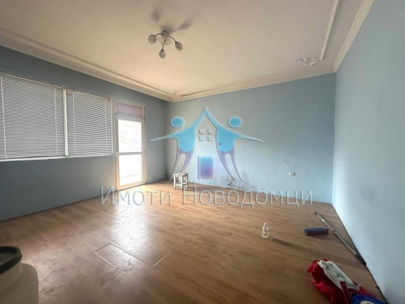 Тристаен апартамент в Шумен, Пазара - 93 кв.м за 1262 €/кв.м - Снимка #1