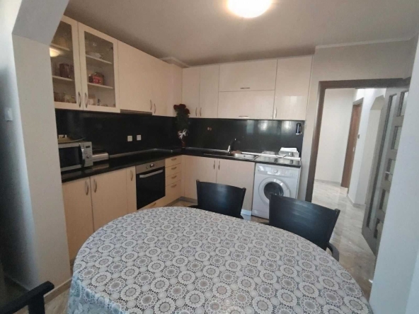 Тристаен апартамент в Нови Искър - 90 кв.м за 2656 €/кв.м - Снимка #1