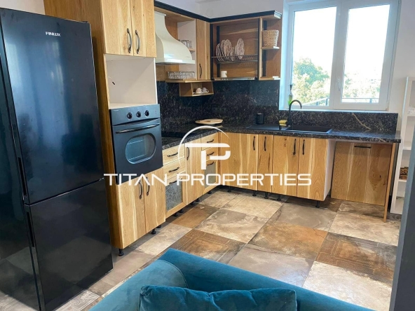 Дава се под наем Къща в Варна, Аспарухово - 300 кв.м за 2250 € - Снимка #1