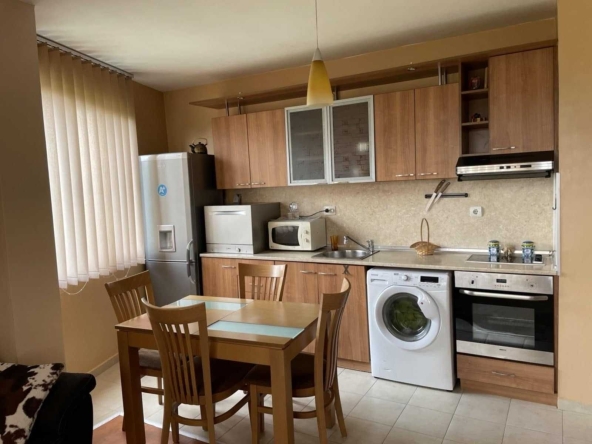 Дава се под наем Двустаен апартамент в Плевен, Дружба 2 - 55 кв.м за 244.8 € - Снимка #1