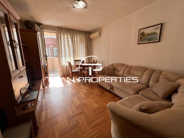 Дава се под наем Двустаен апартамент в Варна, Базар Левски - 60 кв.м за 460 € - Снимка #1