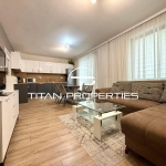 Дава се под наем Тристаен апартамент в Пловдив, Център - 110 кв.м за 714 € - Снимка #1