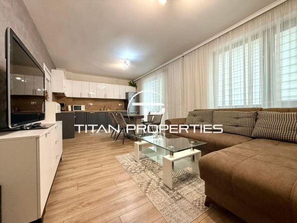 Дава се под наем Тристаен апартамент в Пловдив, Център - 110 кв.м за 714 € - Снимка #1