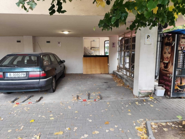 Дава се под наем Гараж / Паркомясто в Варна, Център - 99 кв.м за 76.5 € - Снимка #1