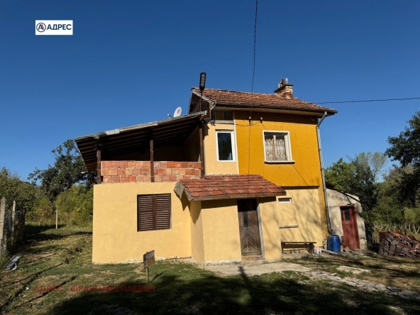 Къща в Враца, Студентски град - 100 кв.м за 333 €/кв.м - Снимка #1