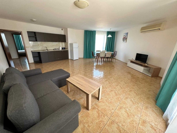 Тристаен апартамент в Ахелой - 130 кв.м за 593 €/кв.м - Снимка #1