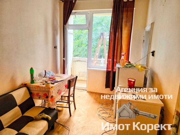Дава се под наем Двустаен апартамент в Асеновград - 67 кв.м за 229.5 € - Снимка #1