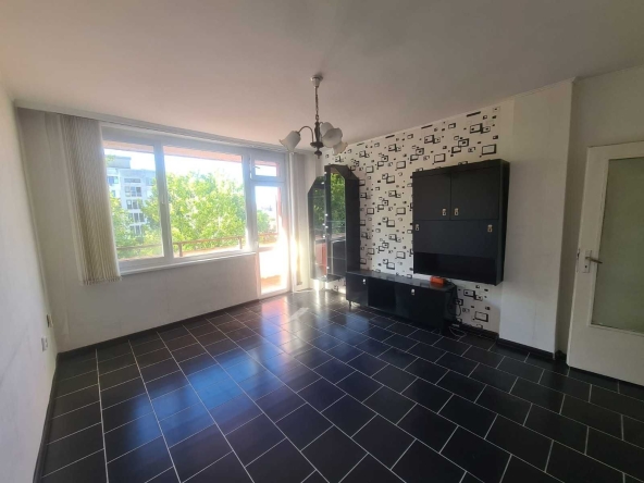 Четиристаен апартамент в Хасково, Център - 78 кв.м за 1082 €/кв.м - Снимка #1