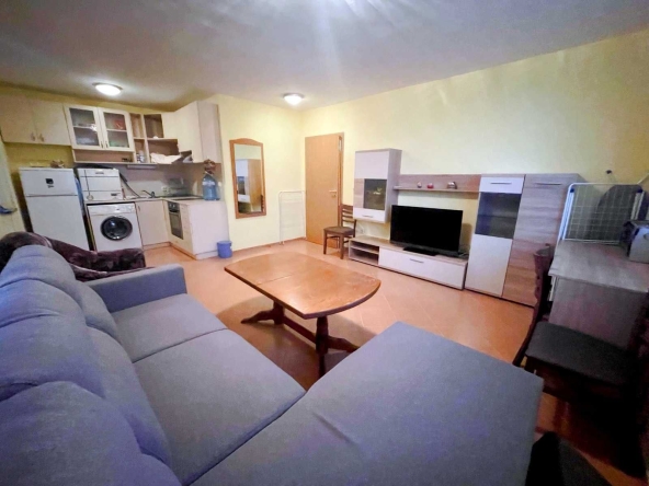 Дава се под наем Двустаен апартамент в Несебър - 60 кв.м за 280.5 € - Снимка #1