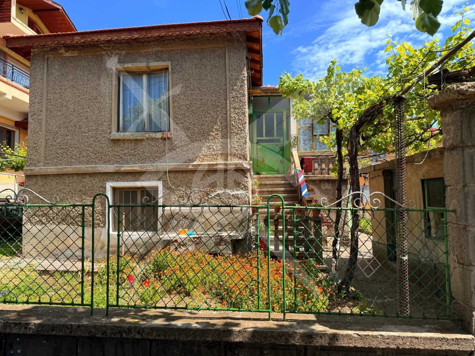 Къща в Айтос - 100 кв.м за 1880 €/кв.м - Снимка #1