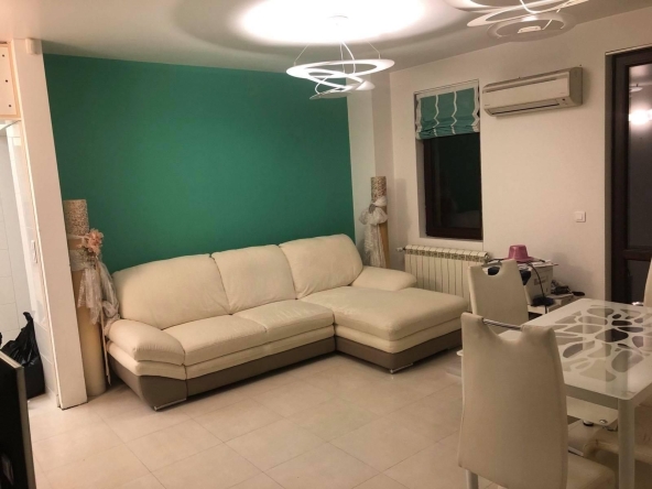 Дава се под наем Двустаен апартамент в София, Дианабад - 62 кв.м за 649 € - Снимка #1