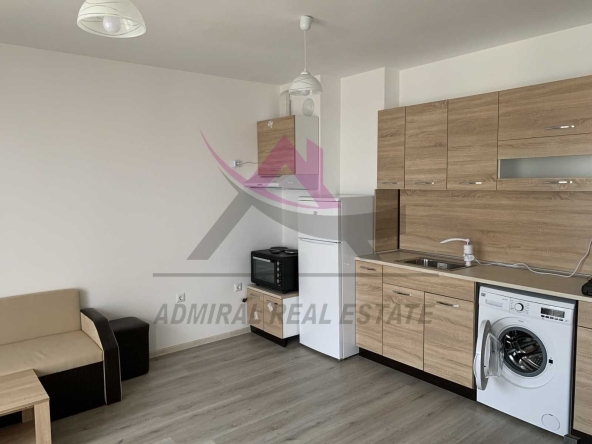 Дава се под наем Двустаен апартамент в Варна, Победа - 75 кв.м за 614 € - Снимка #1