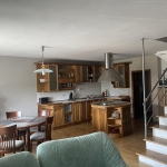 Дава се под наем Мезонет в Пловдив, Младежки Хълм - 200 кв.м за 900 € - Снимка #1