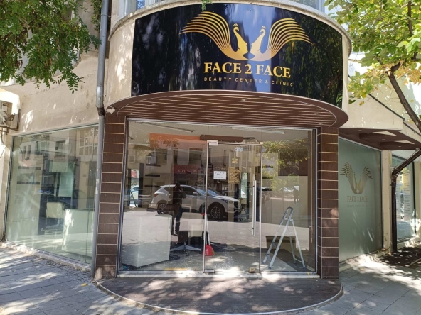 Дава се под наем Офис в Пловдив, Кършияка - 100 кв.м за 765 € - Снимка #1