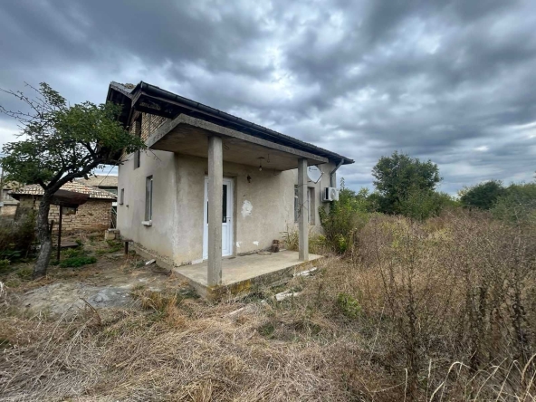 Къща в с. Кардам, Област Търговище - 80 кв.м за 223 €/кв.м - Снимка #1