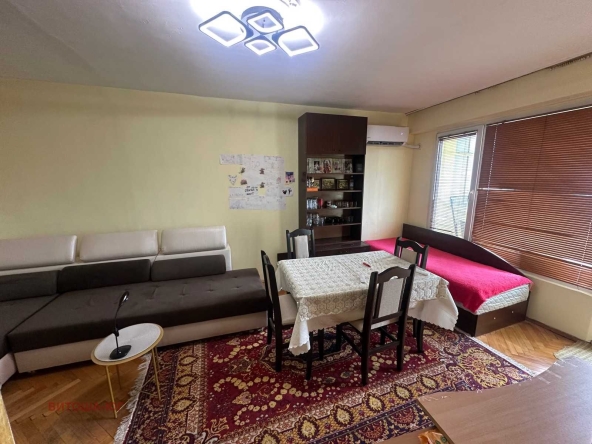 Тристаен апартамент в Търговище, Запад 2 - 78 кв.м за 1112 €/кв.м - Снимка #1