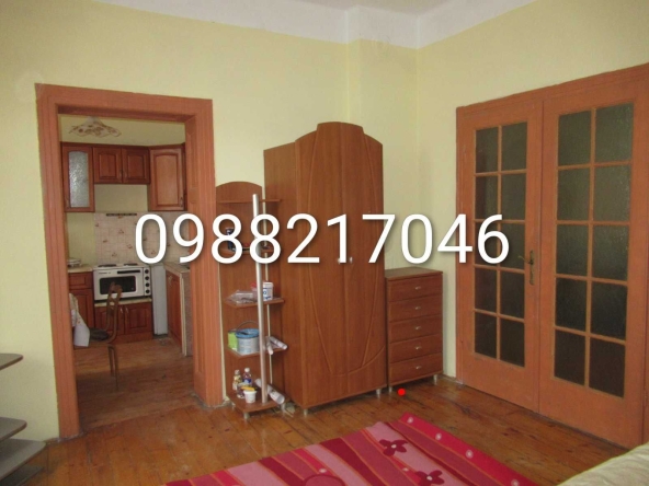 Дава се под наем Едностаен апартамент в София, Център - 40 кв.м за 550 € - Снимка #1