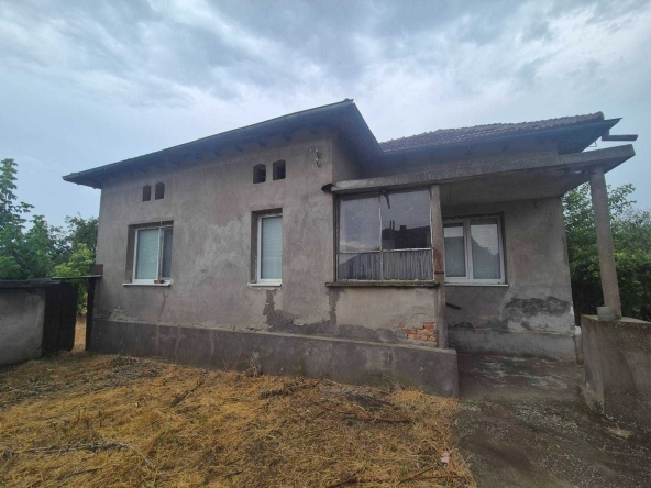 Къща в с. Новачене, Област Плевен - 136 кв.м за 109 €/кв.м - Снимка #1