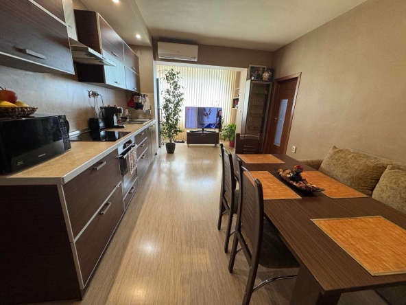 Тристаен апартамент в Варна, Трошево - 68 кв.м за 2648 €/кв.м - Снимка #1