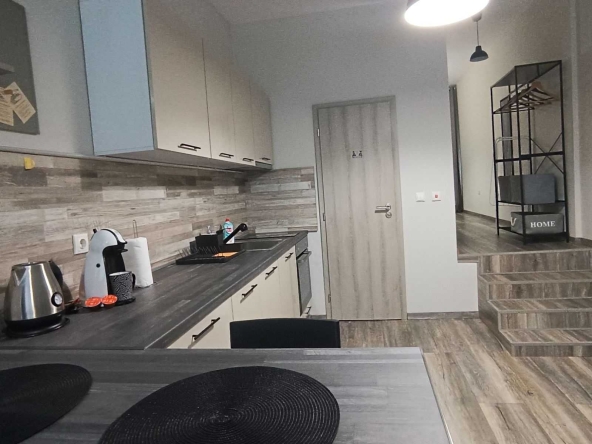 Дава се под наем Двустаен апартамент в Варна, Център - 55 кв.м за 408 € - Снимка #1