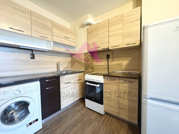 Дава се под наем Двустаен апартамент в Варна, Левски - 65 кв.м за 460 € - Снимка #1