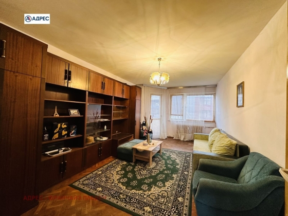 Тристаен апартамент в Плевен, Идеален център - 107 кв.м за 1449 €/кв.м - Снимка #1