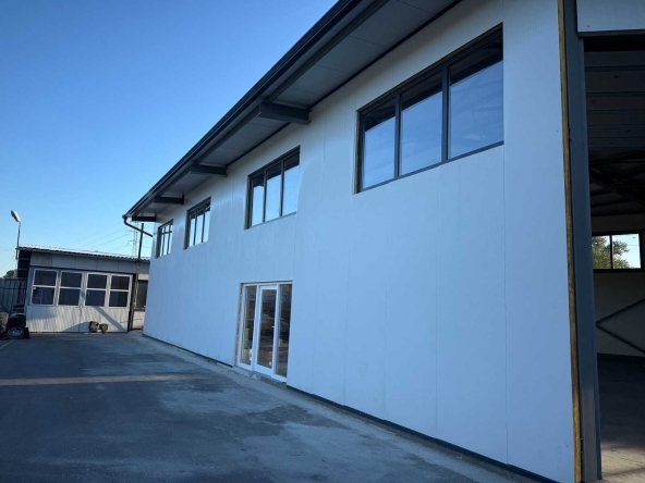 Дава се под наем Склад в с. Герман, Област София-град - 340 кв.м за 2550 € - Снимка #1