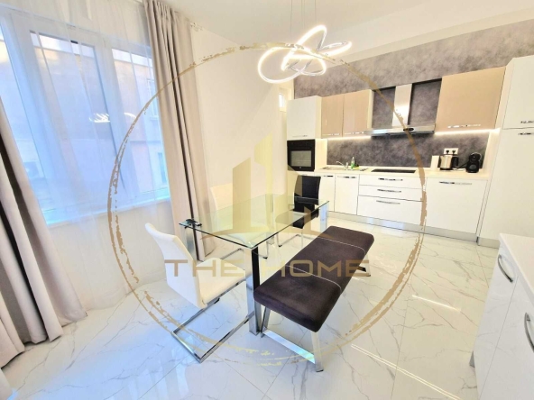 Дава се под наем Четиристаен апартамент в Варна, Център - 100 кв.м за 1000 € - Снимка #1